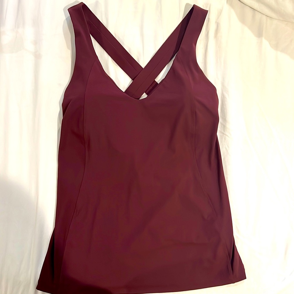 Lululemon tank